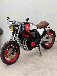 Motocicleta Yamaha Streetbikes Usada, Modelo Edición Privada Personalizada, Color Café, en Venta - Product Image 3