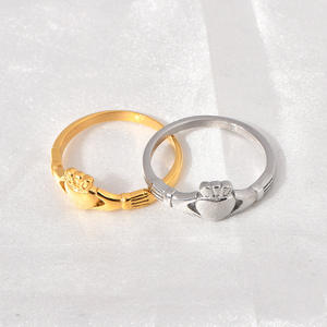 Ensemble de bagues de mariage nordique traditionnelles transfrontalières Style Clada irlandais en titane et en acier inoxydable pour hommes et femmes - Product Image 2