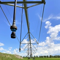 Prix d'usine Centre d'irrigation solaire mobile à pivot Système d'irrigation à pivot pour une utilisation agricole de 30ha
