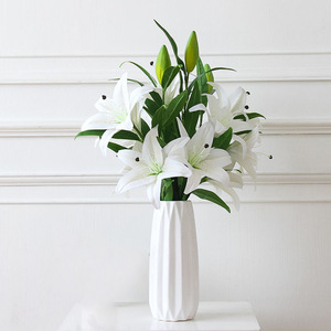 Lys artificiels en soie blancs et roses pour décoration de mariage et de maison, présentation de table, texture filmée, imperméables - Product Image 2