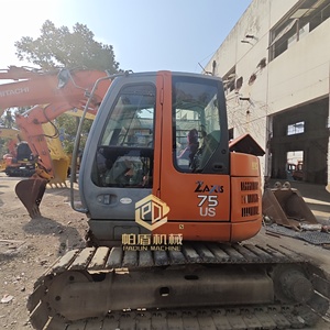 Mini-excavatrice hydraulique sur chenilles Hitachi ZX75US d'<span class=keywords><strong>occasion</strong></span> en bon état, petite excavatrice sur chenilles d'<span class=keywords><strong>occasion</strong></span> <span class=keywords><strong>à</strong></span> prix réduit - Product Image 1