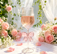 Verre à vin rose à nœud papillon, gobelet en borosilicate à nervures verticales, verrerie à cocktail, décoration de table pour mariage et bar