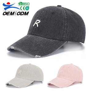Gorra de béisbol ajustable personalizable de 6 paneles, gorra deportiva de moda de verano de algodón negro, letras bordadas para sol al aire libre - Product Image 1