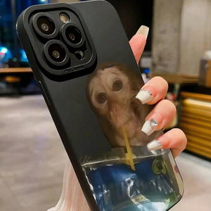 Nueva Funda Divertida y Original para iPhone 17 16 15 Pro Max con Diseño de Mono y Jugo de Frutas, Patrón de Dibujos Animados, Negra Mate, Cubierta de Poros Finos - Product Image 2