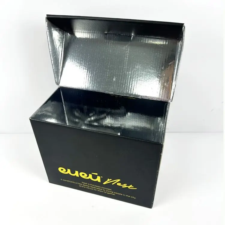 Customized Portable Kraft Paper Coffee Packaging Box For Takeaway Cup Holder & Beverage Storage