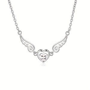 Collana con ali d'angelo placcate in platino e collana con ciondolo a forma di cuore - Product Image 3
