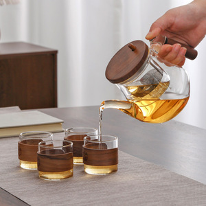 Ensemble de théière en verre borosilicaté Théière en verre moderne avec manche en noyer et infuseur en bois pour servir du <span class=keywords><strong>thé</strong></span> au café - Product Image 3