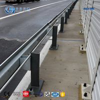 Barrières de sécurité routière en W, barrières anti-collision avec système de clôture routière et accessoires