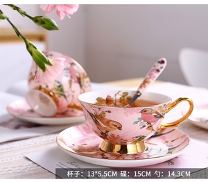 Juego de Taza y Platillo de Porcelana China con Borde Dorado de Lujo Clásico Europeo, Ecológico, Libre de BPA, Diseño Floral y de Aves de Estilo Pastoral Fresco - Product Image 6