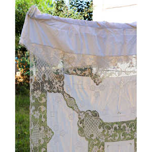 Tissu de rideau en lin et dentelle de Burano de couleur beurre époustouflant par Annacremona - Product Image 2