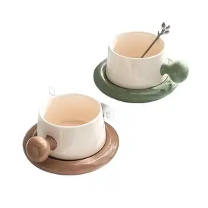 Kahve kupası kupalar kapaklı yeniden kullanılabilir el baskılı değişen kil gitmek toplu duvar lüks 12Oz kahve termal çerez tutucu kupa