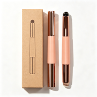 Benutzerdefiniertes Logo 2-in-1 Silikon-Lippenpinsel Lippenstift Doppelendiger Concealer Lipgloss-Applikator