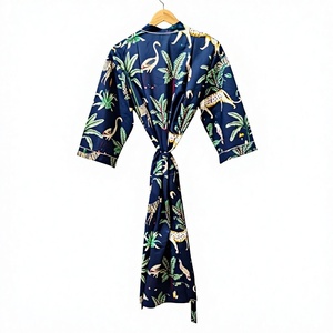 Robe de chambre en velours de luxe, robe kimono en velours et coton, peignoir, robe de mariée, robe de demoiselle d'honneur, peignoir d'hiver - Product Image 1