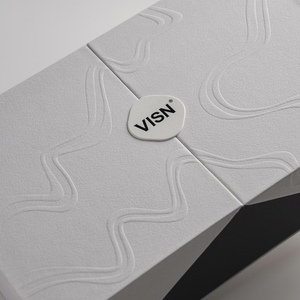 Caja de Lujo Rígida Magnética de Doble Puerta para Velas, Empaque Personalizado con Logotipo, Materiales Reciclados, Laminación Brillante, para Esmalte de Uñas, Aceite y Cuidado de la Piel - Product Image 4
