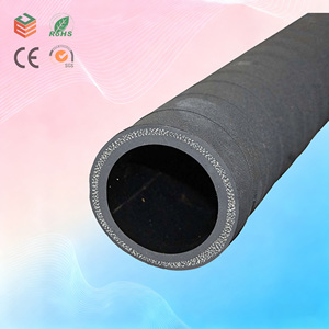 Tuyau en caoutchouc robuste avec insert en tissu - Tuyau industriel polyvalent, durable et flexible pour diverses applications. - Product Image 1