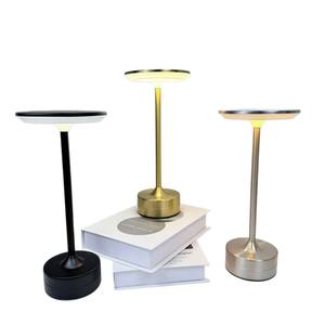 Lámpara de Mesa LED Recargable Portátil de Estilo Industrial Moderno, Luz Nocturna de Doble Uso con 4 Acabados para Hogar y Bar - Product Image 6