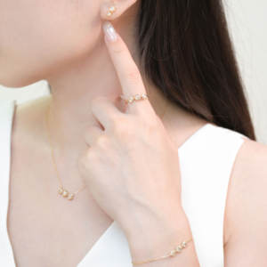 Nueva Colección de Alta Calidad, Brazalete de Oro Amarillo Sólido de 18K con Diseño de Tres Diamantes Vintage, Diamantes Naturales para Mujer, Ideal para Fiestas y Eventos - Product Image 3