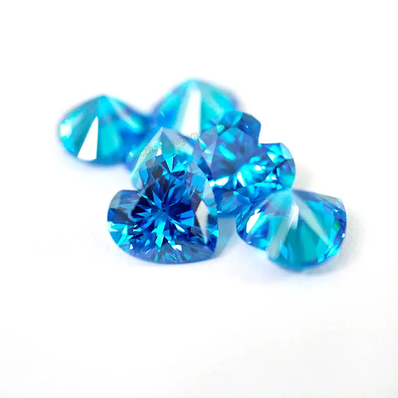 synthetic aquamarine blue cubic zirconia Heart cut loose gemstone blue gems