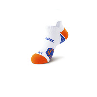 Nouvelles Chaussettes Courtes de Sport pour Hommes et Adolescentes 2026 – Blanches, Respirantes et Anti-Transpiration pour le Basketball et la Course à Pied