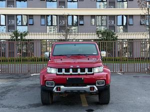 Beijing BJ40 SUV Fuoristrada Robusto con Telaio Rinforzato, Trazione 4x4 Parziale, Alta Capacità di Superamento Ostacoli, Veicolo Fuoristrada Usato dalla Cina - Product Image 3