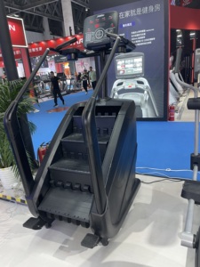 Équipement de gym aérobie de haute qualité, Stairmaster magnétique, vente directe <span class=keywords><strong>d</strong></span>'usine, simulateur <span class=keywords><strong>d</strong></span>'escalade - Product Image 2