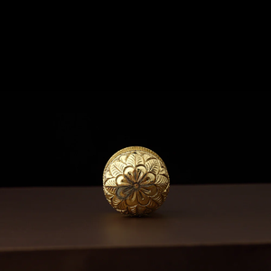 Pomo de latón decorado con relieve floral para gabinetes, herrajes elegantes para muebles, armarios, cajones y vitrinas - Product Image 3