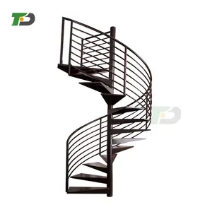 DF modern kapalı kavisli şekil çelik Bar ahşap spiral merdiven tasarım Villa merdiven fabrikadan kapalı demir Spiral merdiven