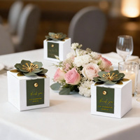Boîte cadeau carrée pliable en carton pour mariage, avec logo personnalisé en relief, matériaux recyclés, emballage pour bonbons, chocolats et gelées