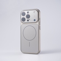 Étui de téléphone magnétique sans fil en verre mat PC avec design métallique finition miroir pour 17 14 15 16 Pro Max Air