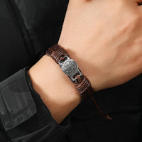 Bracelet en cuir tressé brun Saint-Benoît avec médaille en argent antique, réglable, bracelet religieux, bijoux de Noël