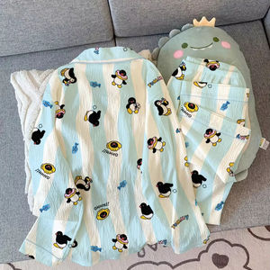 Venta al por mayor <span class=keywords><strong>de</strong></span> dibujos animados Ins <span class=keywords><strong>pingüino</strong></span> Pijamas <span class=keywords><strong>Mujer</strong></span> primavera tela arrugada cárdigan <span class=keywords><strong>de</strong></span> manga larga Linda ropa <span class=keywords><strong>de</strong></span> casa conjunto <span class=keywords><strong>de</strong></span> dos piezas - Product Image 2