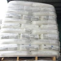 AFFINITY EG8100G Plastomère polyoléfine POP à base de métallocène, granulés transparents pour extrusion, revêtement, laminage, haute adhérence