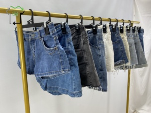 Jeans Corti Usati da Donna YIJIAYI di Alta Qualità, in Cotone Misto Denim, <span class=keywords><strong>Mini</strong></span> Pantaloni <span class=keywords><strong>Estivi</strong></span> in Ottime Condizioni, Abbigliamento Usato all'Ingrosso - Product Image 5