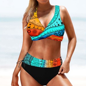 Traje de baño de dos piezas con cintura alta y estampado degradado multicolor, bikini para natación y deportes acuáticos, tela de poliéster - Product Image 1