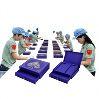 Boîte cadeau pour le commerce électronique transfrontalier, personnalisation, boîte rigide à double couche avec couvercle rabattable, motifs estampés à l'or, papier couché écologique