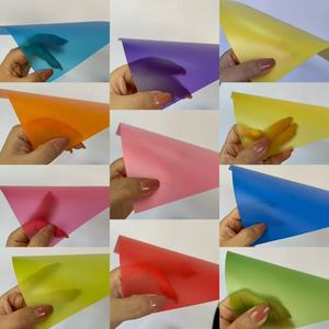 Feuilles de plastique PVC colorées Chitsu 0,3-1,0 mm 1220x915 mm translucides pour artisanat et décoration - Product Image 5