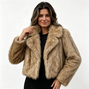 Giacca Corta in Finta <span class=keywords><strong>Pelliccia</strong></span> di <span class=keywords><strong>Cammello</strong></span> Stile Vintage Y2K Zeyu, Cappotto Invernale da Donna con Risvolto, Streetwear Ecologico, Cappotti in Finta <span class=keywords><strong>Pelliccia</strong></span> da Donna ODM - Product Image 4