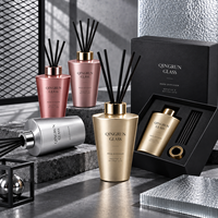 Bouteille diffuseur en verre conique électroplaqué vide en gros avec collier décoratif pour emballage cadeau et décoration de boutique