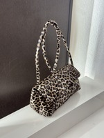 Nouveau Sac à Bandoulière Élégant pour Femme 2026 – Tendance Luxe Style Designer – Sac à Main Mode pour le Shopping et les Voyages