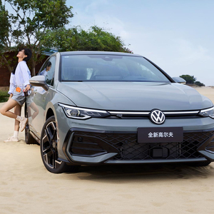 A8.5 300TSI R-Line số tự động dẫn động cầu trước với camera lùi, hệ thống kiểm soát hành trình ACC, ghế da, tiêu chuẩn khí thải Euro VI - Product Image 4