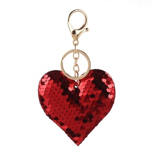 Colgante Creativo para Bolso y Coche en Forma de Corazón Brillante y Reflectante con Lentejuelas de Colores para Pequeño Regalo - Product Image 4