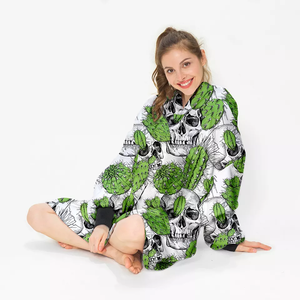 Couverture à capuche tricotée en polaire ultra douce personnalisable, sans minimum de commande - Product Image 3