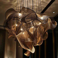 Lustre personnalisé pour hall d'hôtel, grande suspension en verre, lampe suspendue LED moderne de luxe, cluster décalé pour plafond haut, atrium