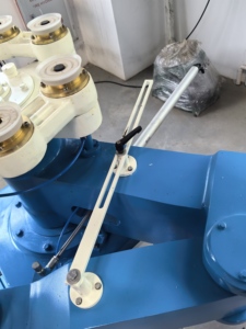 เครื่องขอบกระจกทรงกลมขนาดเล็กไม่สม่ำเสมอสำหรับ3KW ขอบกระจกด้วย CE - Product Image 4