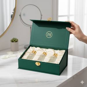 Caja de Regalo Rígida Ecológica <span class=keywords><strong>con</strong></span> Materiales Reciclados para Kits de Spa y Bienestar de Alta Gama - Product Image 1