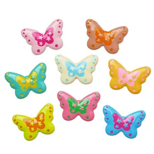 Kawaii flatback dessin animé coloré étoile papillon résine art artisanat pour chaîne de téléphone portable bricolage épingle à cheveux faisant des matériaux de pendentif de voiture