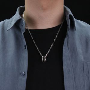 Bijoux <span class=keywords><strong>de</strong></span> mode Homme Femme Double Anneaux En Acier Inoxydable Zircon Pendentif Colliers pour Peau Sensible Chaîne Collier - Product Image 5