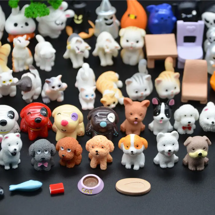 Großhandel kawaii Harz Hund Hersteller Figuren Skulptur Miniatur Spielzeug für Luxus Garten dekoration Weihnachts schmuck