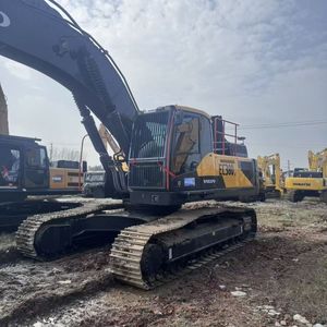 รถขุดมือสอง Volvo EC380 ประสิทธิภาพสูง ใช้งานเสถียร คุ้มค่า คุ้มราคา เหมาะสำหรับงานก่อสร้างโครงสร้างพื้นฐาน - Product Image 4