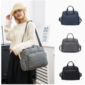 Bolsa de Fraldas Portátil para Bebês com Isolamento Térmico, Impermeável, em Nylon, Armazenamento Funcional - Product Image 1